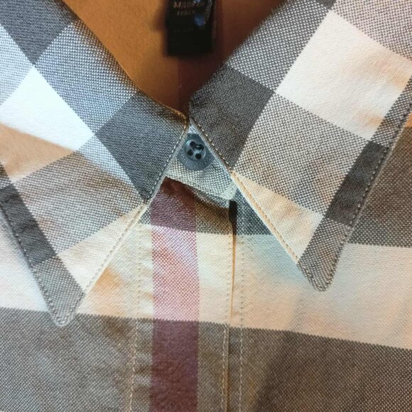 Burberry House Check 3/4 Sleeve Button-up Shirt - Picture 7 of 12